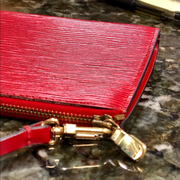 Authentic Louis Vuitton Red Epi Pochette - Picture 2 of 8